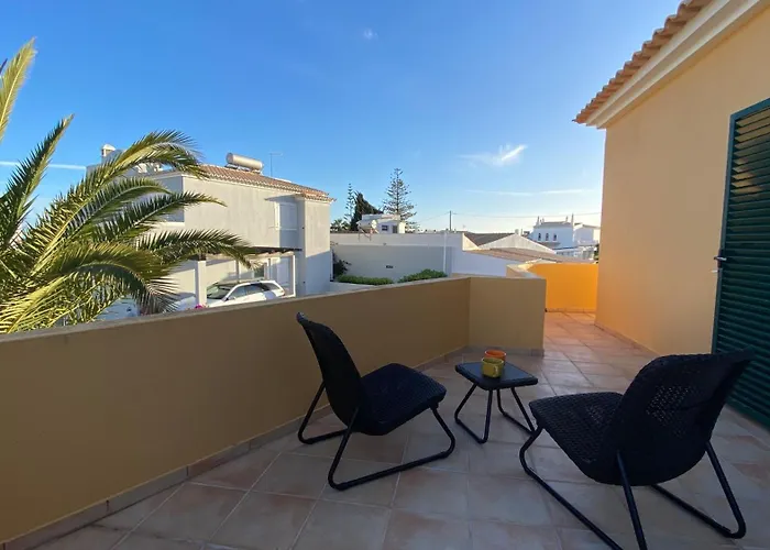 Rafaela Com Piscina فيلة *