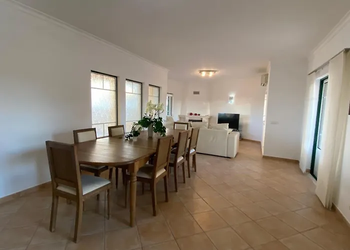 Rafaela Com Piscina البوفيرا