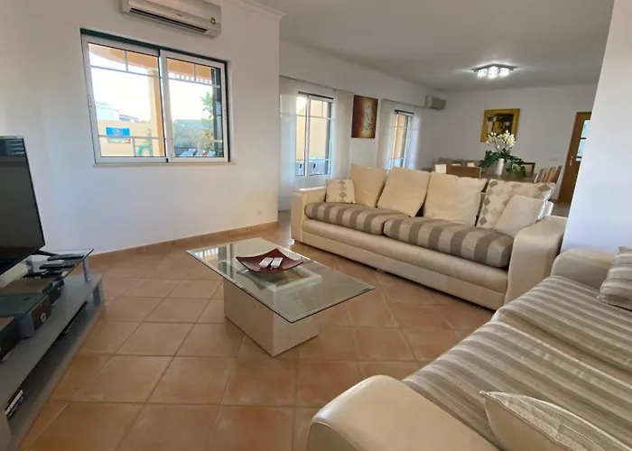 Rafaela Com Piscina * البوفيرا