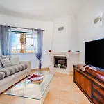 Rafaela Com Piscina Villa Albufeira