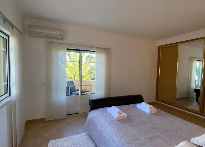 Villa Rafaela Com Piscina