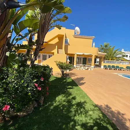 Rafaela Com Piscina * Albufeira