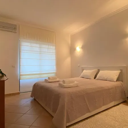 Rafaela Com Piscina 别墅 阿尔布费拉