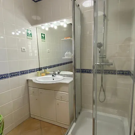 Rafaela Com Piscina Villa *