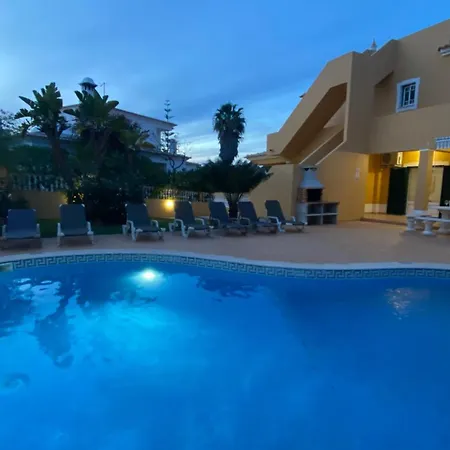 Βίλα Rafaela Com Piscina Αλμπουφέιρα