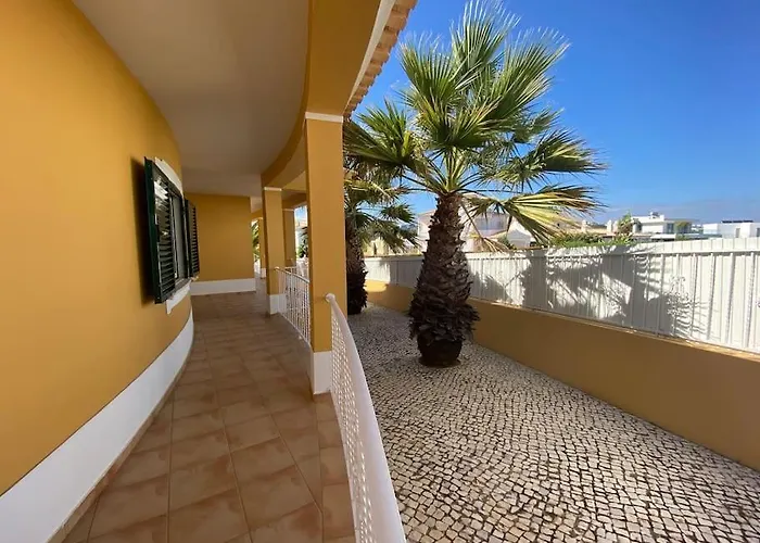 别墅 Rafaela Com Piscina 阿尔布费拉