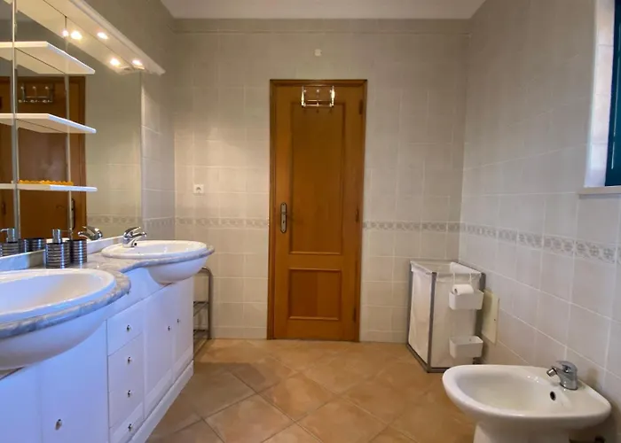 Rafaela Com Piscina 别墅 *