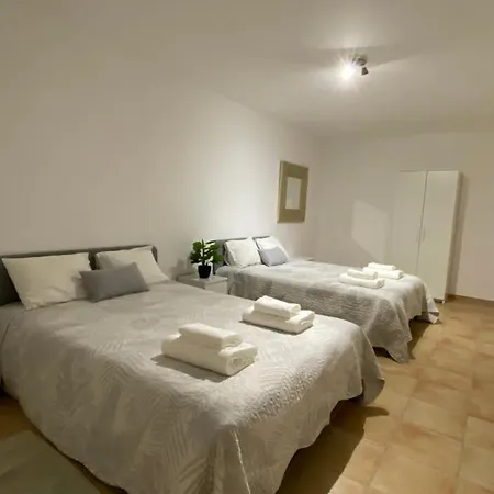 Вилла Rafaela Com Piscina