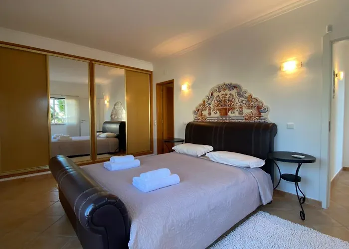 Rafaela Com Piscina 빌라 알부페이라